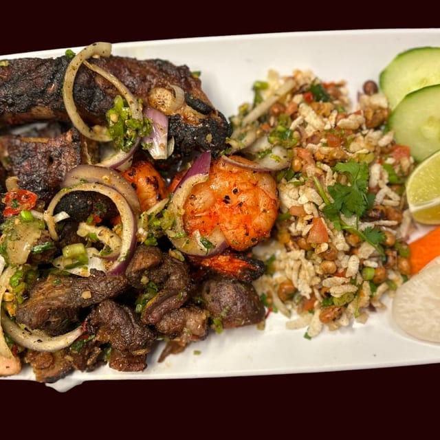 Gaunley Sekuwa Special Platter.