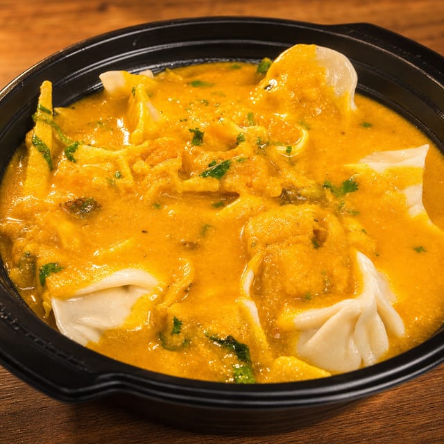 Chicken Jhol Momo.